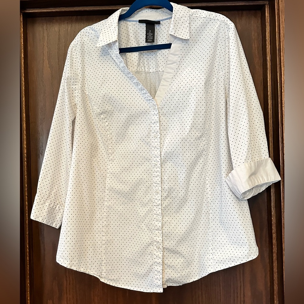 Polka Dot V Neck Blouse